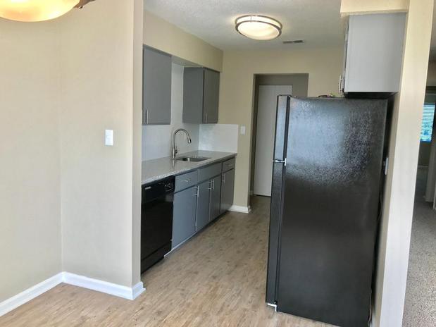 Images Applewood At The Cove Apartments