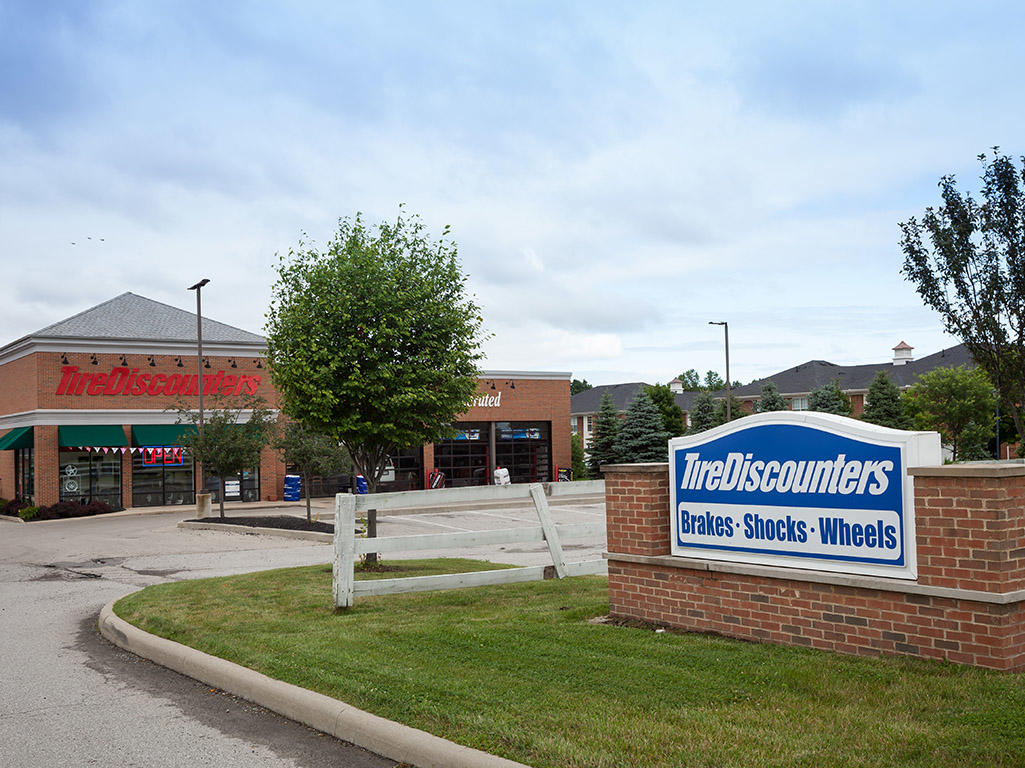 Tire Discounters on 5759 N Hamilton Rd in Columbus