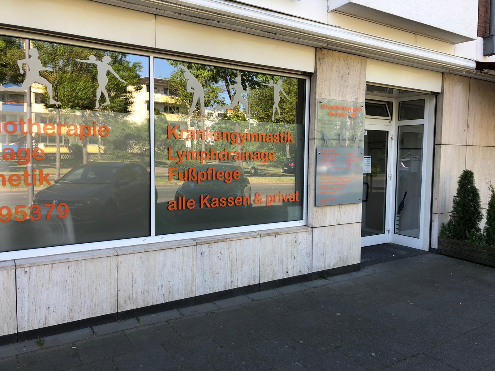 Gökce, Olpener Straße 526 in Köln