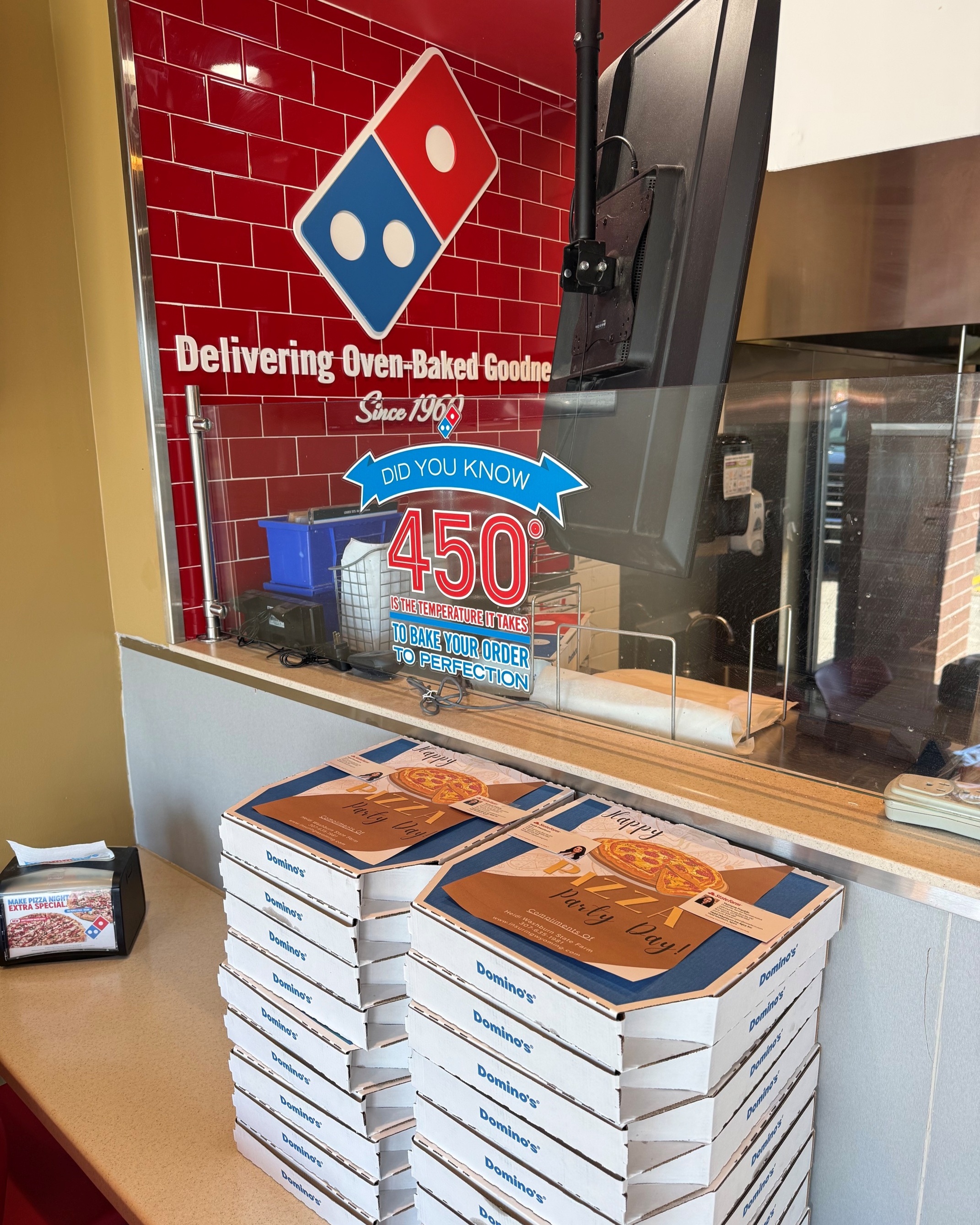Celebrating National Pizza Party Day the best way we know how: by sharing pizza with our amazing local businesses! Thank you for all you do to make our community stronger. We loved spreading a little joy, one slice at a time!