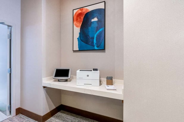 Images Hilton Garden Inn Albuquerque Uptown