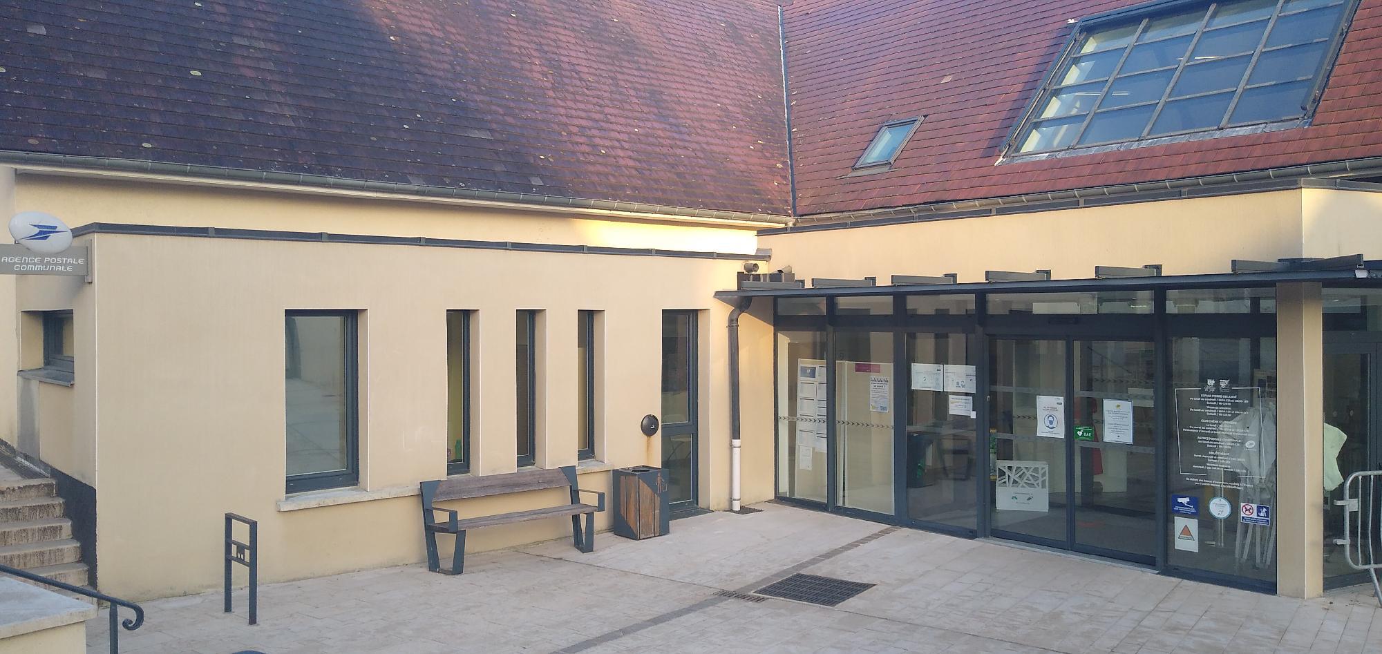 La Poste Bel Air Saint Germain En Laye La Poste Agence Communale FOURQUEUX Mairie (78112) - La Poste