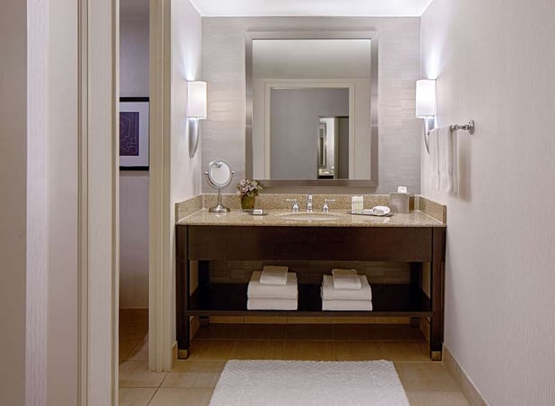 Images DoubleTree by Hilton Hotel Houston - Greenway Plaza