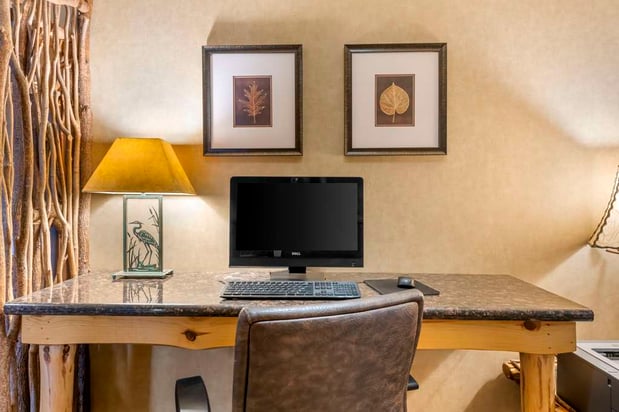 Images Best Western Premier The Lodge on Lake Detroit