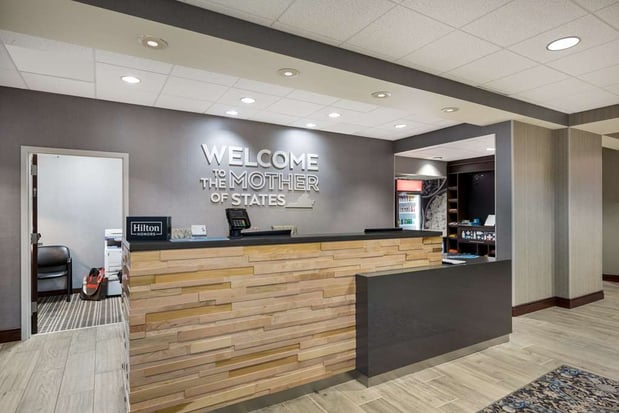 Images Hampton Inn & Suites Fredericksburg-at Celebrate Virginia