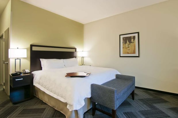 Images Hampton Inn & Suites Bellevue Downtown-Seattle