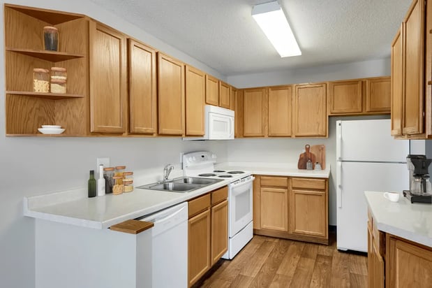Images Medicine Lake Apartments