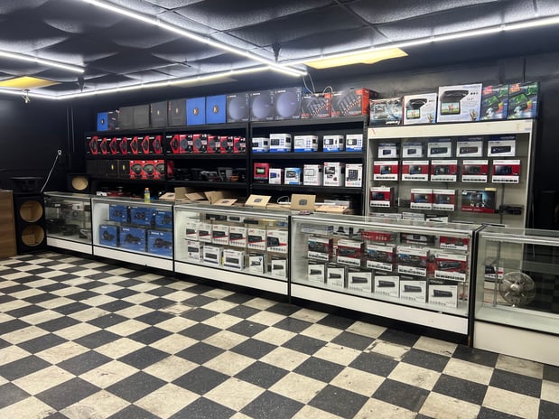 Images New World Auto Sound