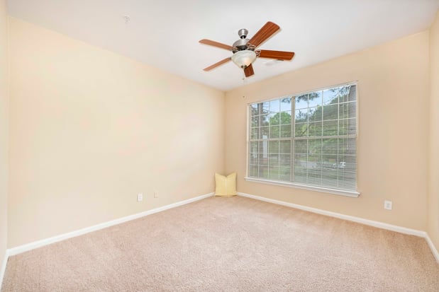 Images MAA Beverly Crest