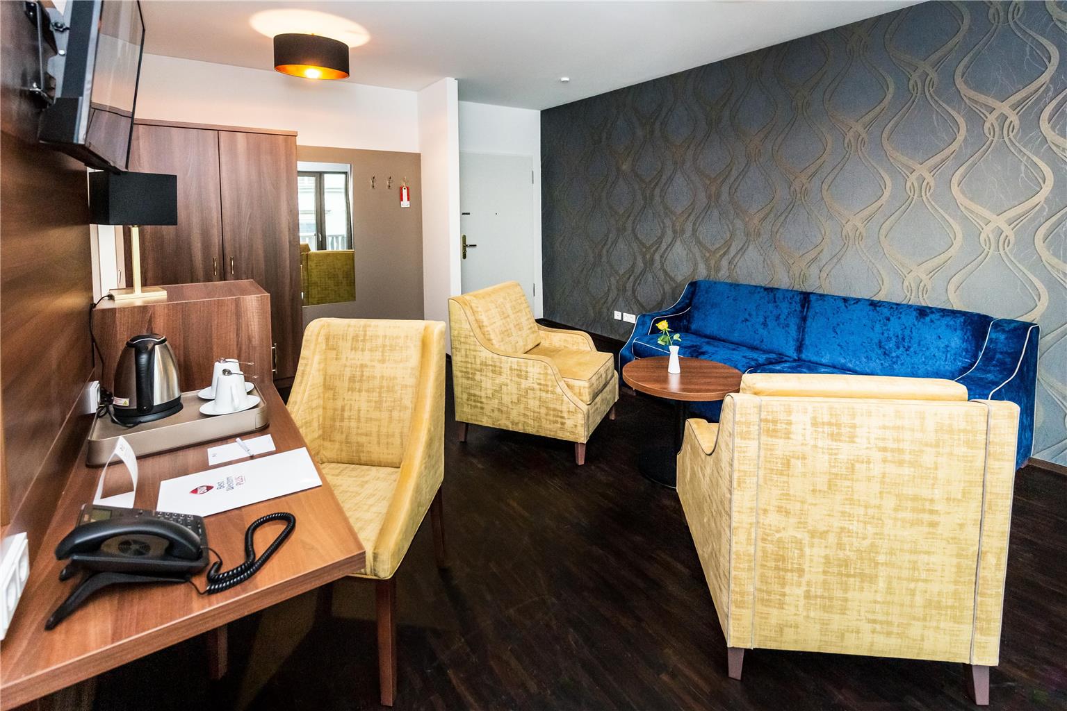 Best Western Plus Royal Suites, Wintergartenstrasse 6 in Leipzig