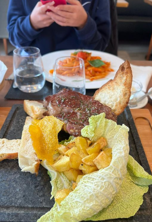 Eh..già Albarosa Caffeteria Trattoria Pizzeria, Burggartenstrasse 17 in Pratteln