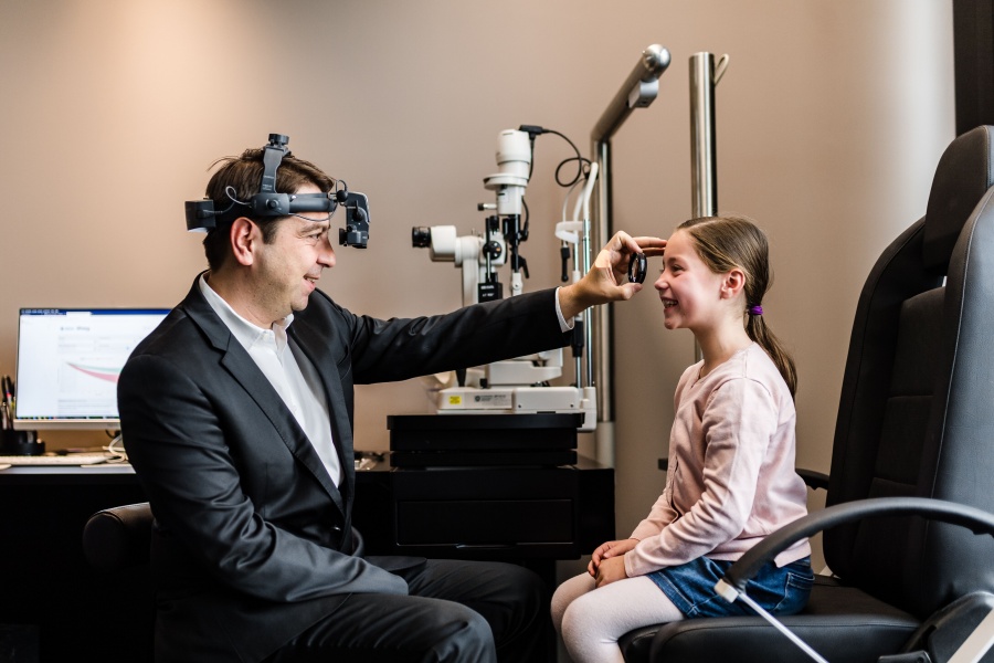 Dr. med. Hakan Kaymak, Theo-Champion-Str. 1 in Düsseldorf