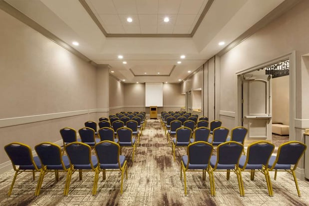 Images Embassy Suites by Hilton Phoenix Downtown North