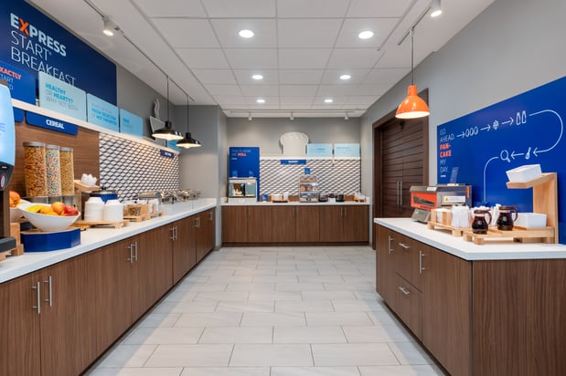 Images Holiday Inn Express & Suites Stevensville - Benton Harbor by IHG