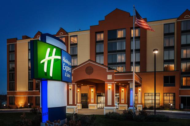 Images Holiday Inn Express & Suites South Portland by IHG