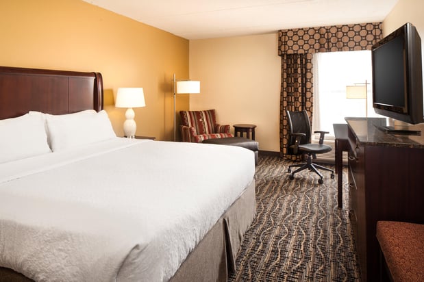 Images Holiday Inn Dubuque/Galena by IHG