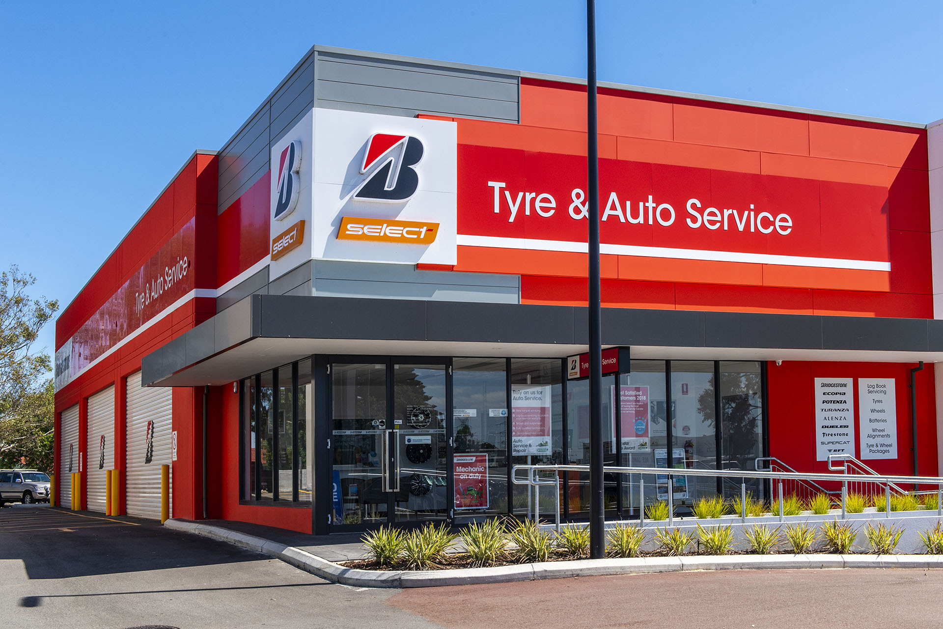 Images Bridgestone Select Tyre & Auto Success