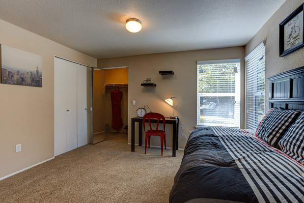 Images Commons at Dawson Creek Apartments