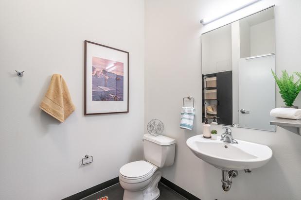 Images Arena District Apartments
