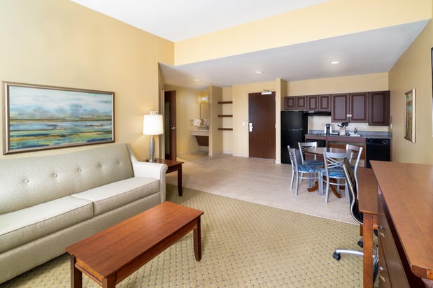 Images Holiday Inn Express Abrams Hall