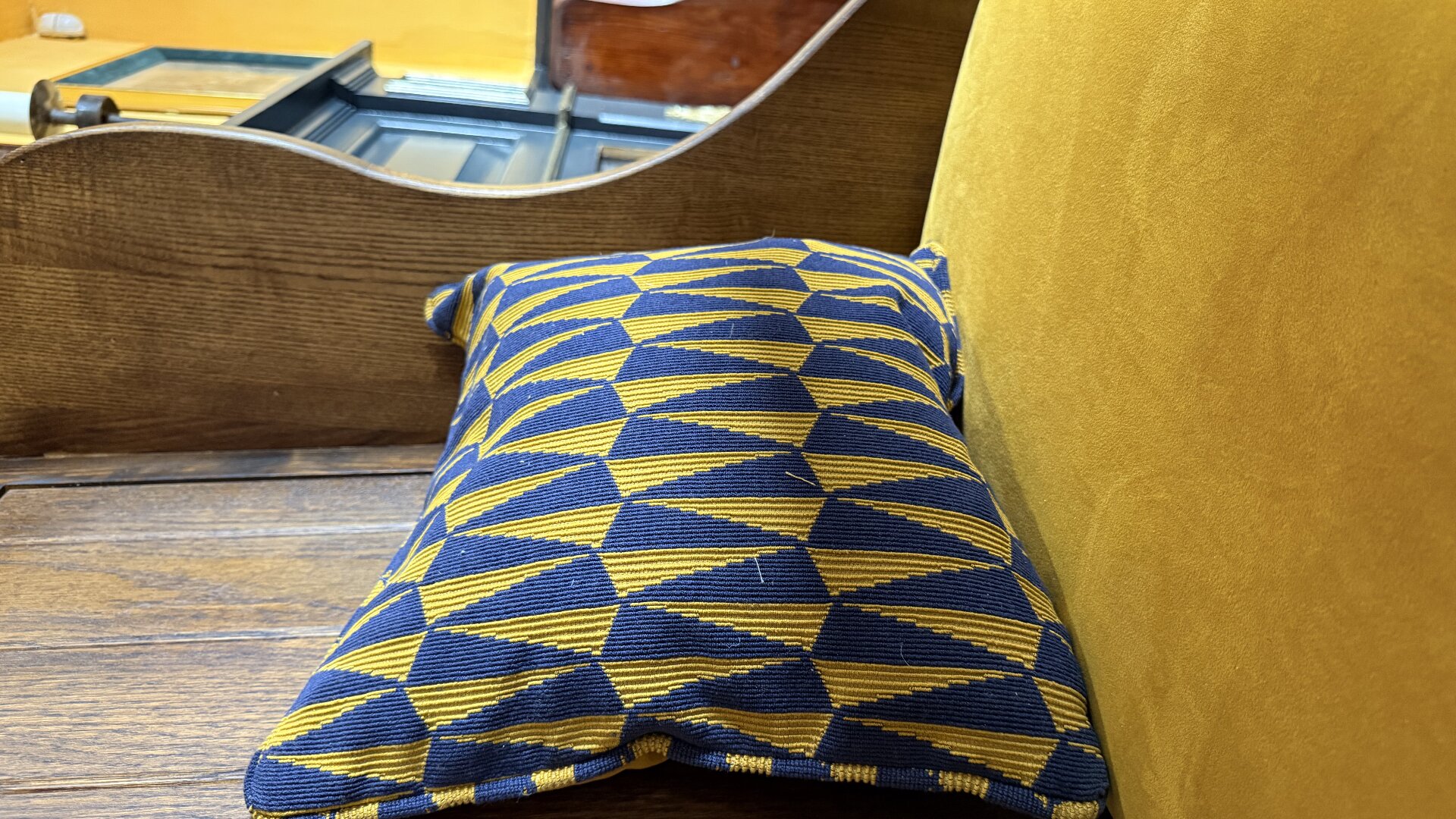 Images The Blue Boar