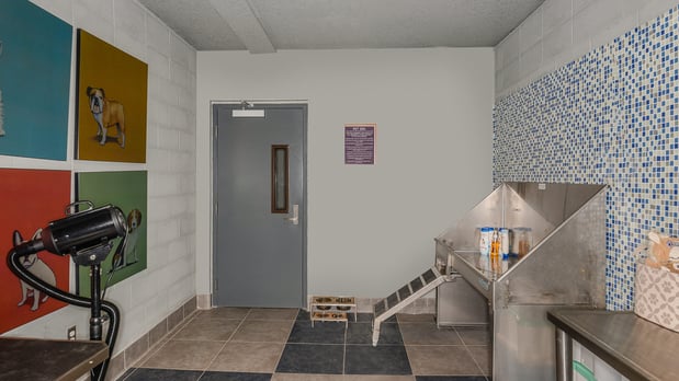Images Grady Square Apartments