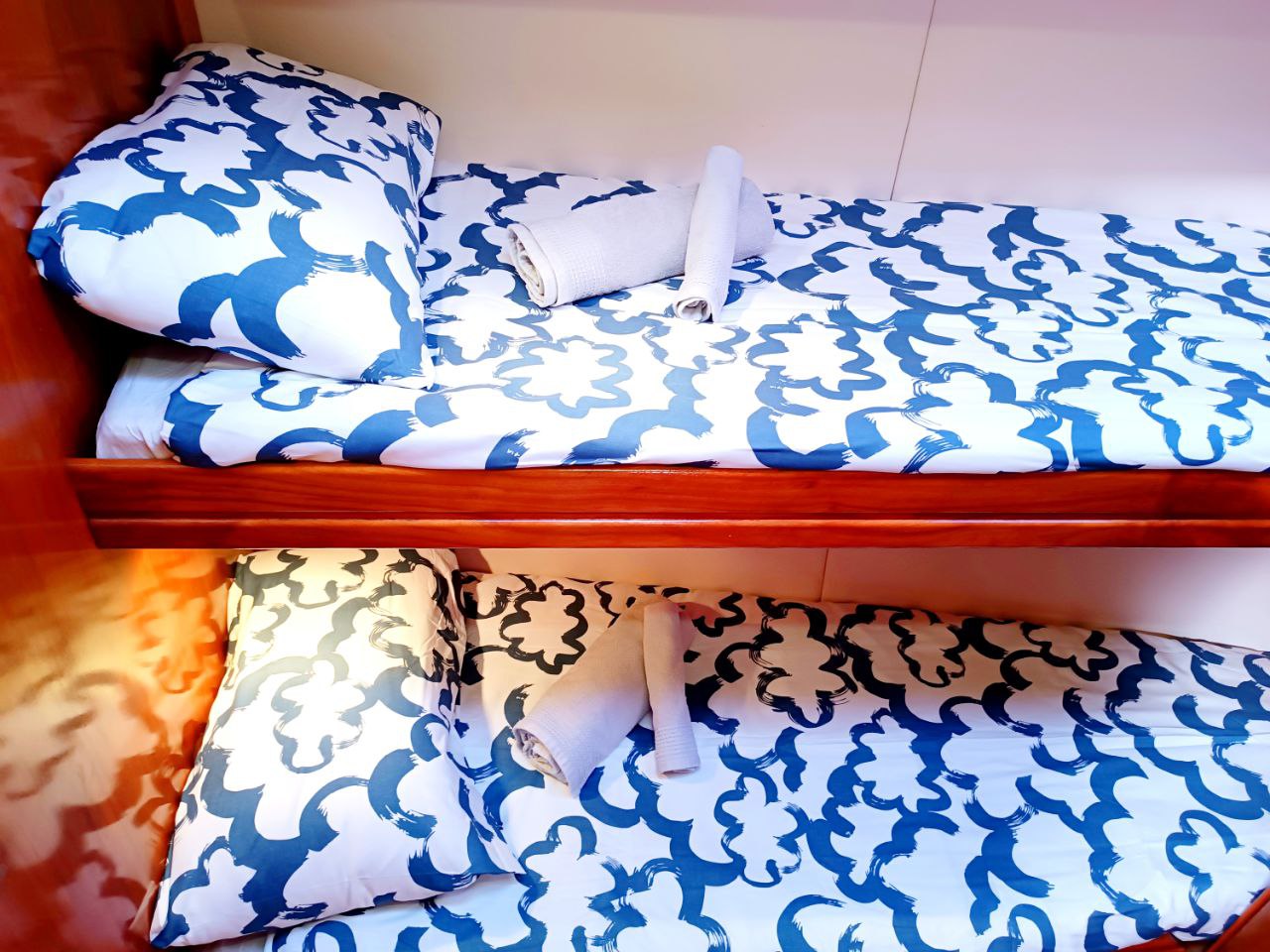 Images A Tu Bola Charter