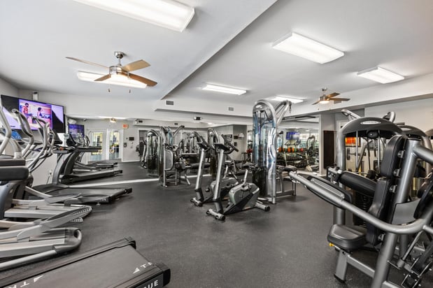 Images University Club Apartments