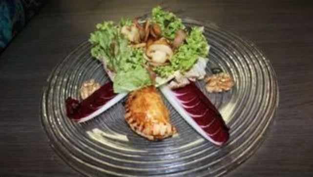 À LA CARTE SPEISEKARTE