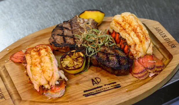 Images Alexander Pierce Restaurant