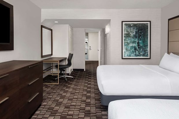 Images Embassy Suites by Hilton Nashville Airport