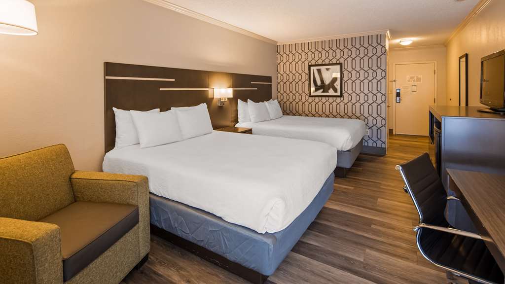 Two Queen Beds