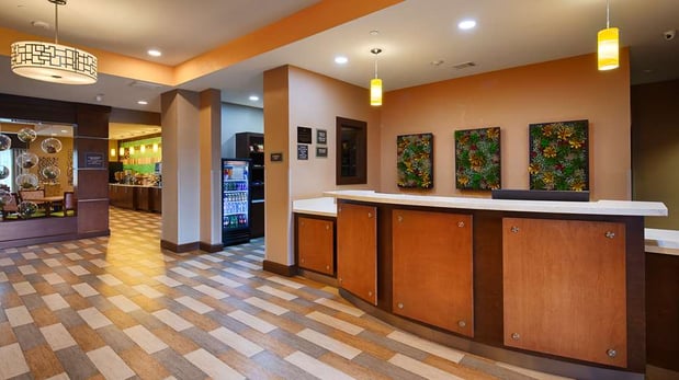 Images Best Western Plus Flatonia Inn