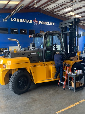 Images Lonestar Forklift