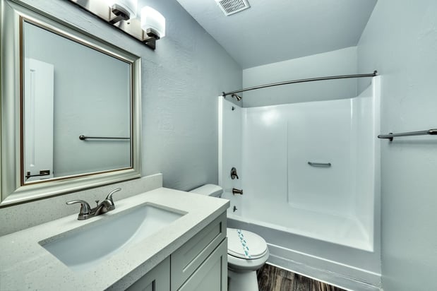 Images Connect on Missouri Apartments