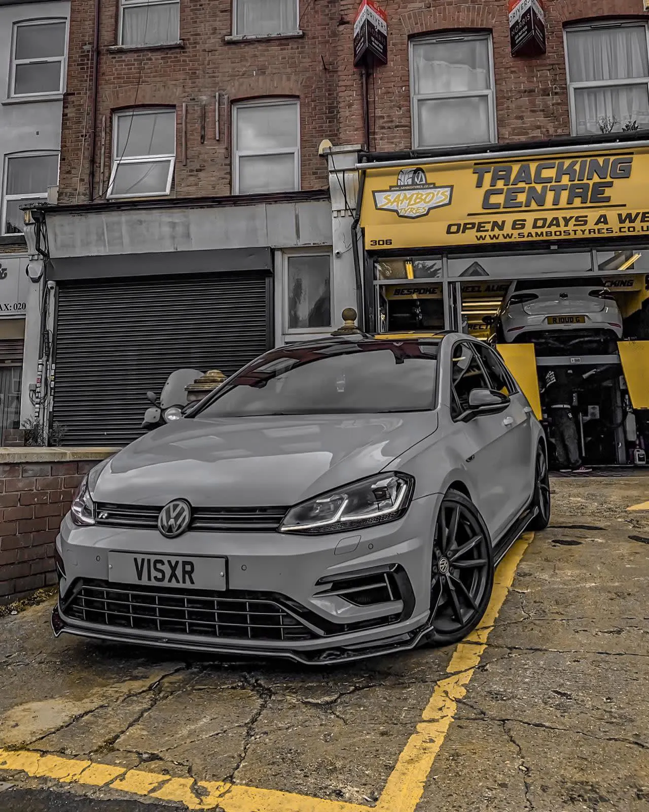 Images Sambo's Tyres