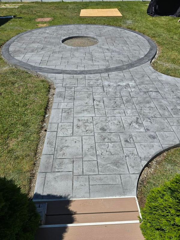 Andre Concrete & Excavation Image