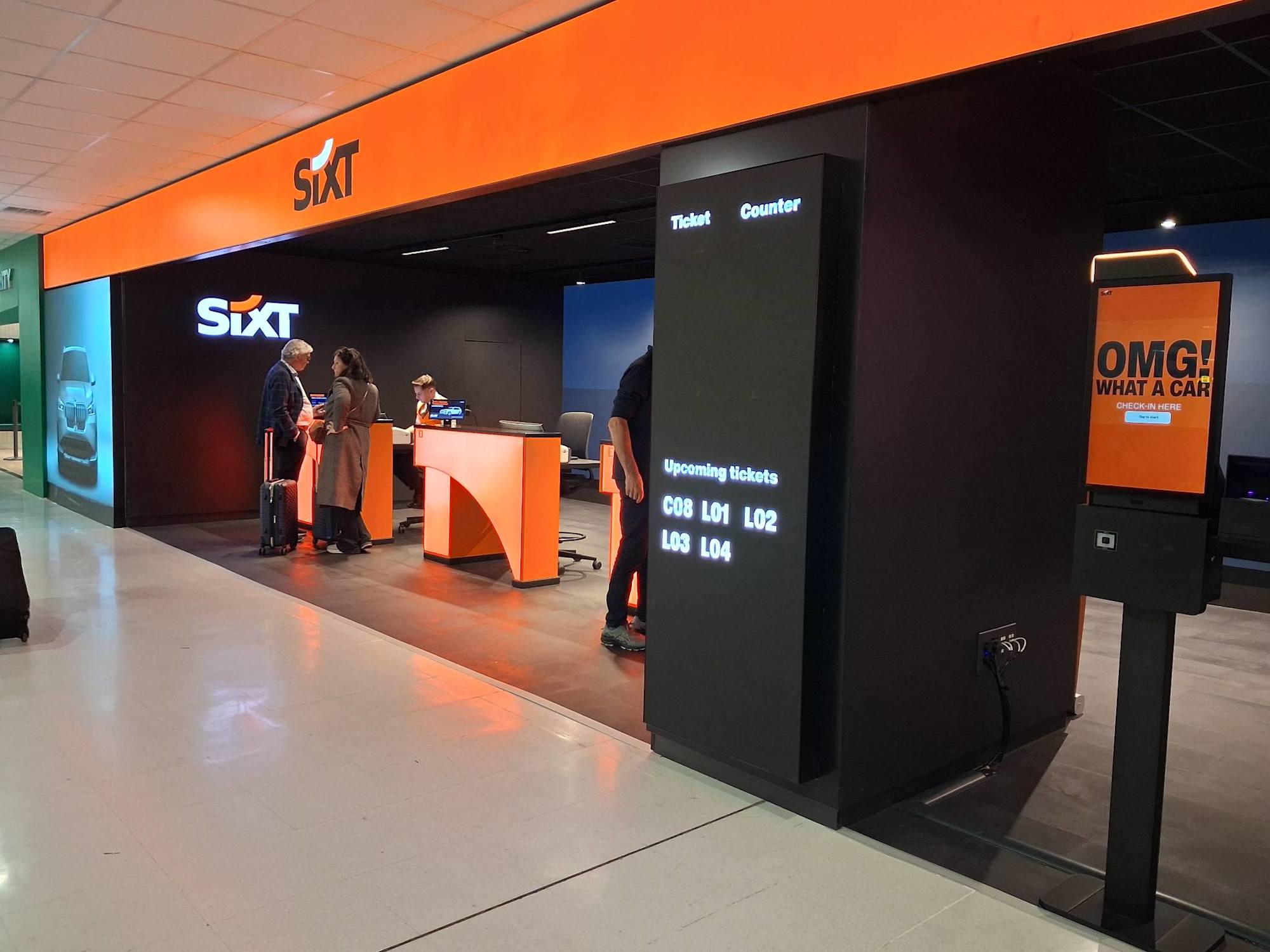 SIXT Alquiler de Coches - Aeropuerto de M&aacute;laga (AGP) 28