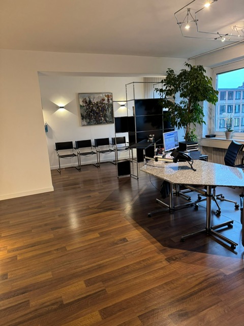 Zahnarzt Dr. Priska Elisabeth Wolf Maxvorstadt München, Brienner Str. 44 in München