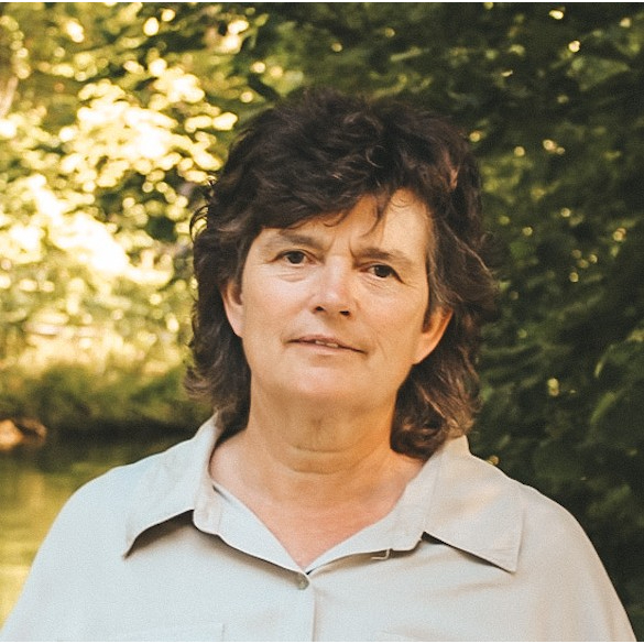 Mithelfende Bestatterin Lisabeth Schürch