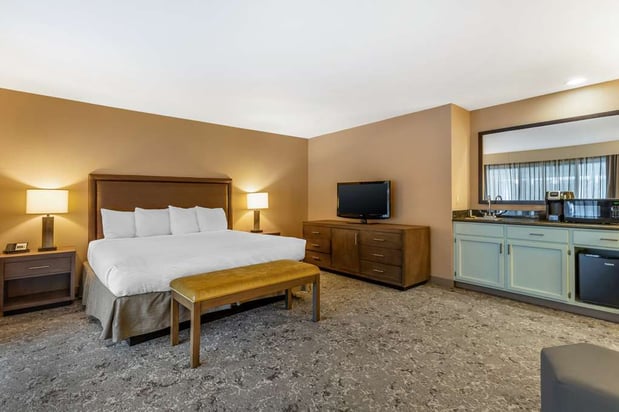 Images Best Western Plus Inn Scotts Valley