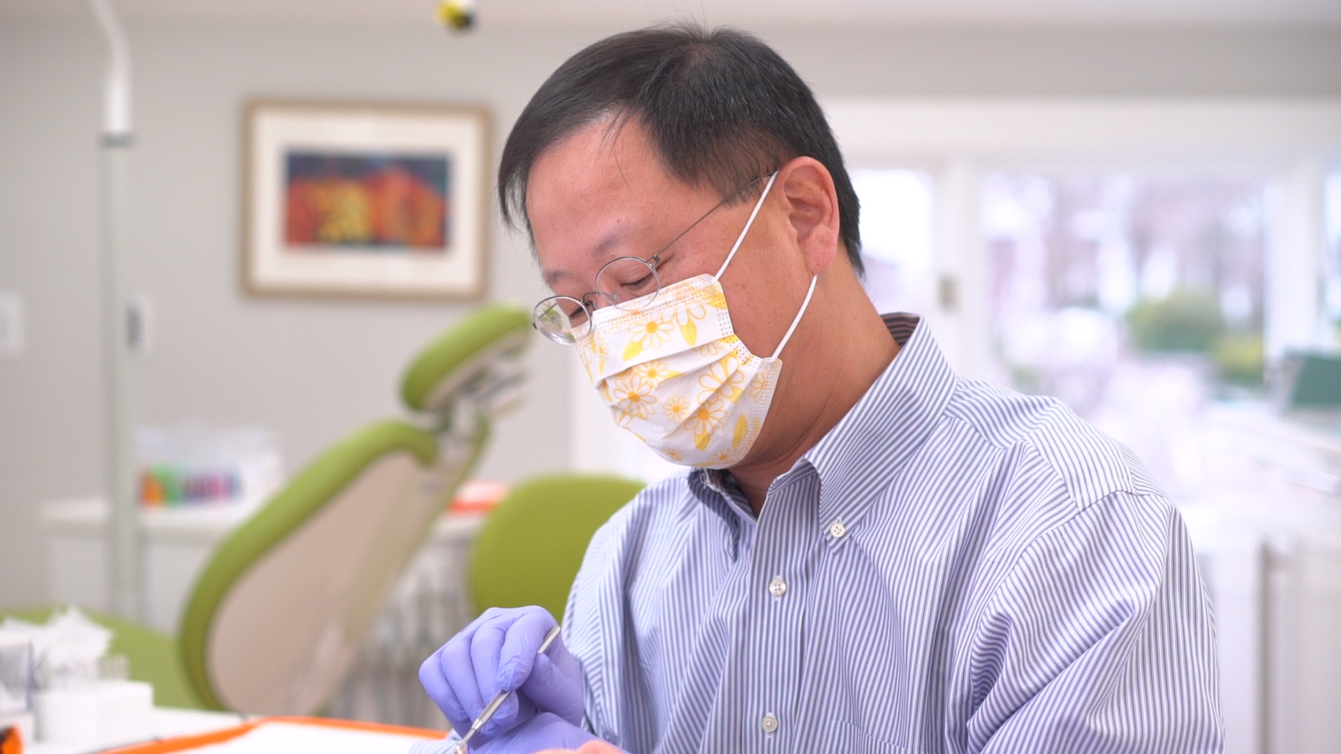 For over 25 years, Dr. Garrick Wong has built a reputation as an exceptional orthodontist, creating beautiful, healthy smiles for children and adults within Greenwich, CT and its surrounding communities.

Our boutique office believes there is no one-size-fits-all plan in orthodontics and that’s why Dr. Wong develops comprehensive treatment plans to address each patient’s unique needs. The end result is a beautiful smile and confidence that lasts a lifetime.

Located at 453 E Putnam Ave, located in the same building above Citibank.