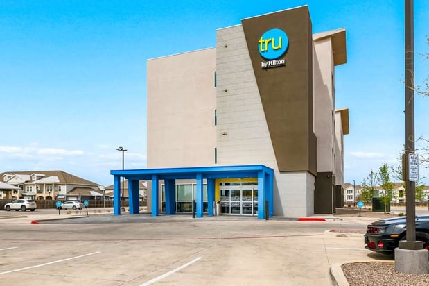Images Tru by Hilton Midland