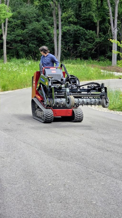 Heritage Lawn Care Image