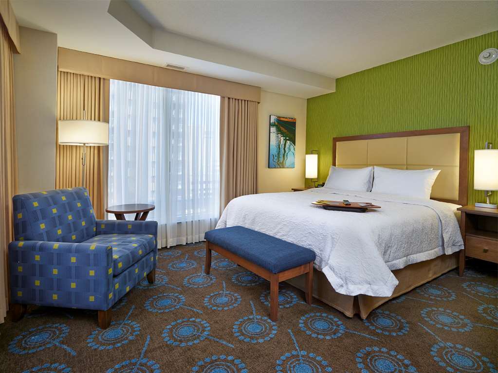Images Hampton Inn by Hilton Halifax Downtown