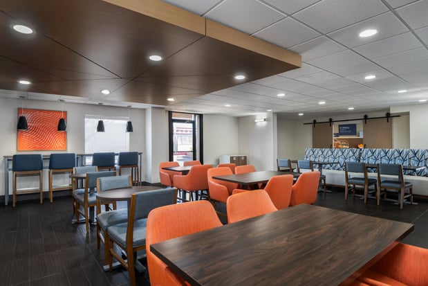 Images Holiday Inn Express & Suites Bentonville by IHG