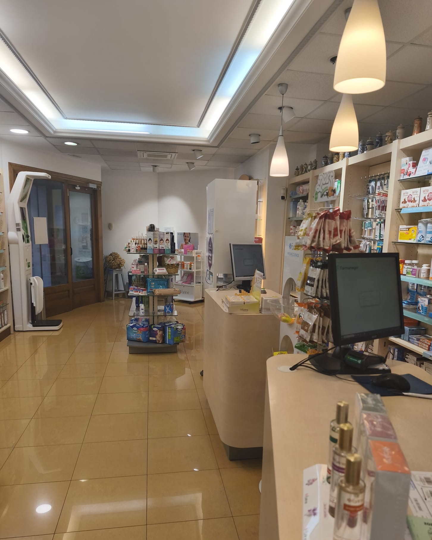 Images Farmacia Susana Larráyoz Osés