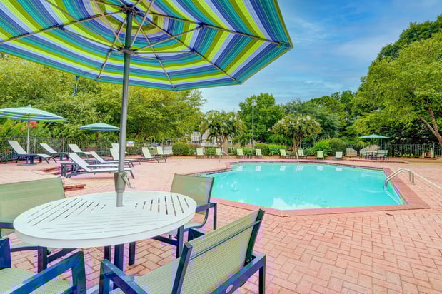 Images Grove at Stonebrook Apartments & Townhomes