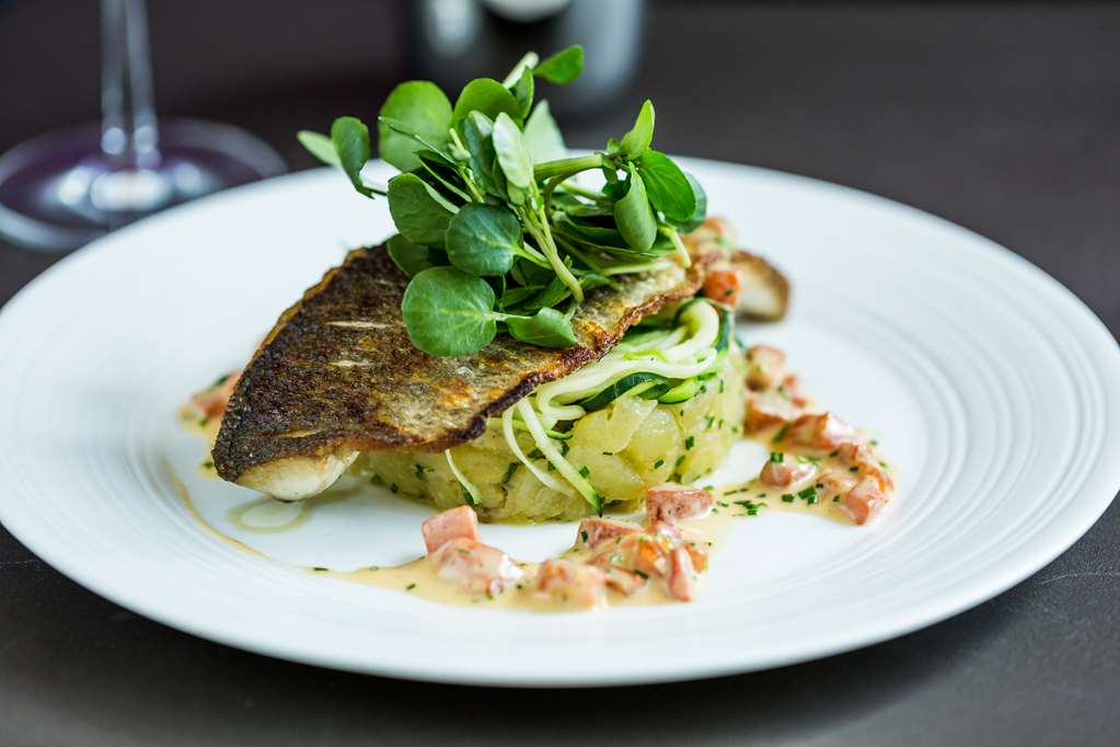 Restaurant cuisine