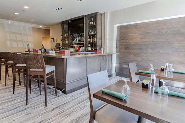 Images Holiday Inn Knoxville N - Merchant Drive by IHG